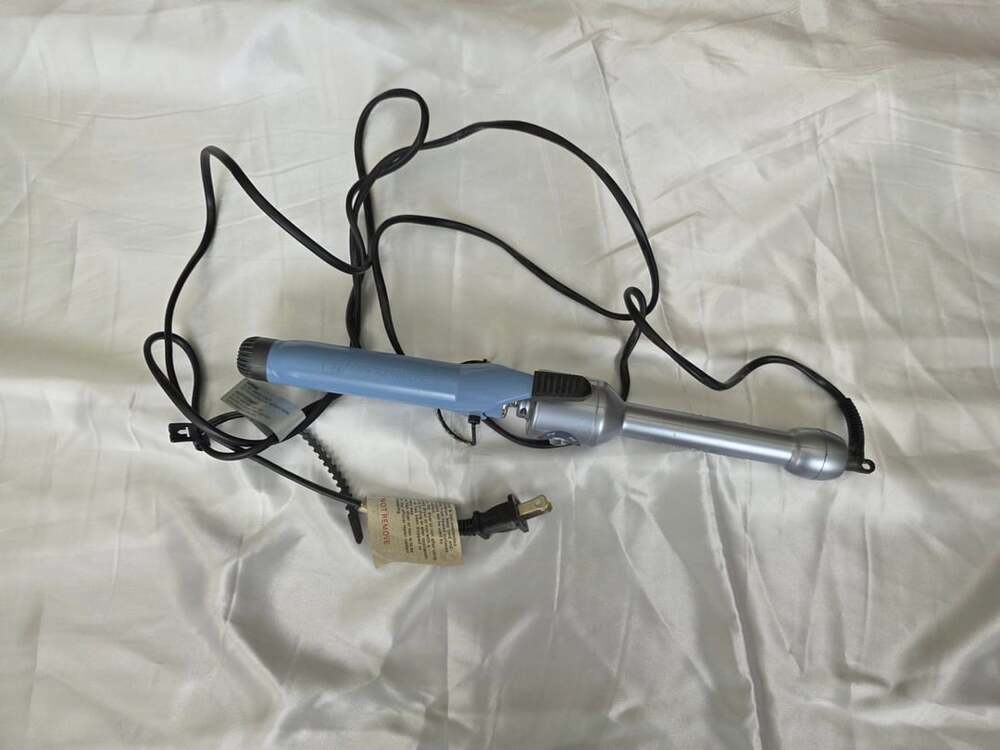 T3 Curling Iron 100% Tourmaline Blue Silver Patent Pending 1 inch barrel